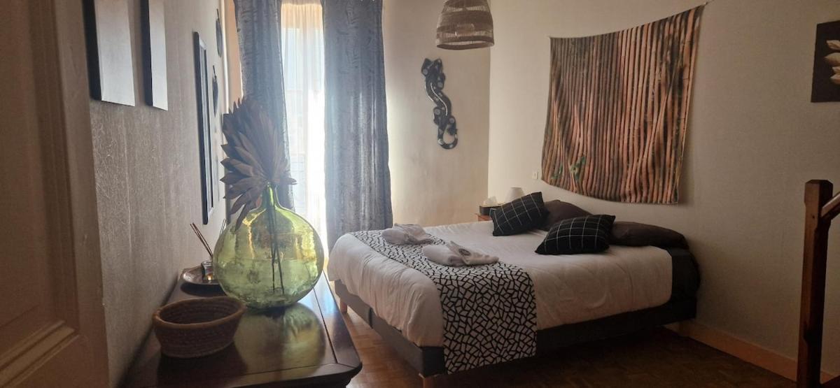 Appartement 120 M² Duplex Coeur Historique Au Calme Le Puy-en-Velay Екстер'єр фото