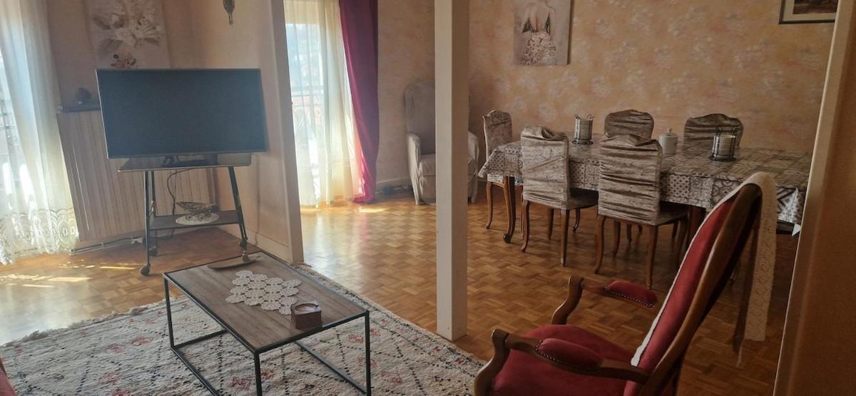 Appartement 120 M² Duplex Coeur Historique Au Calme Le Puy-en-Velay Екстер'єр фото